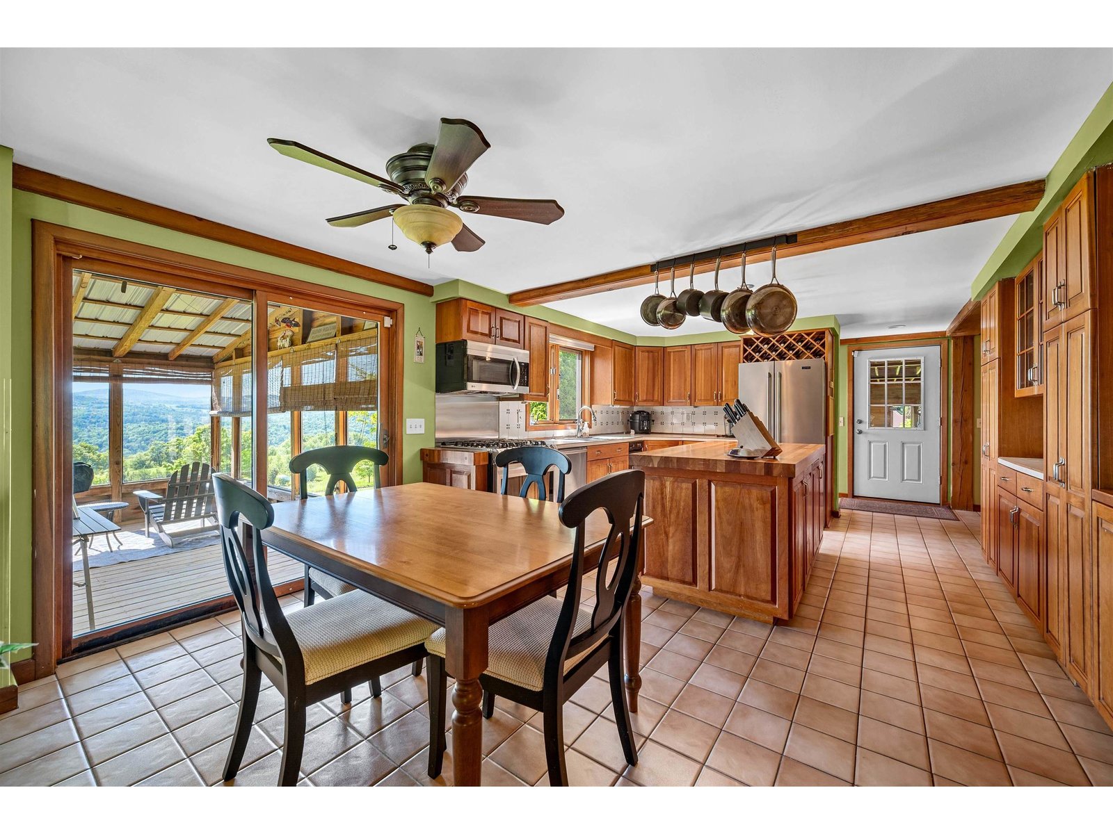 1614 McGlynn Road