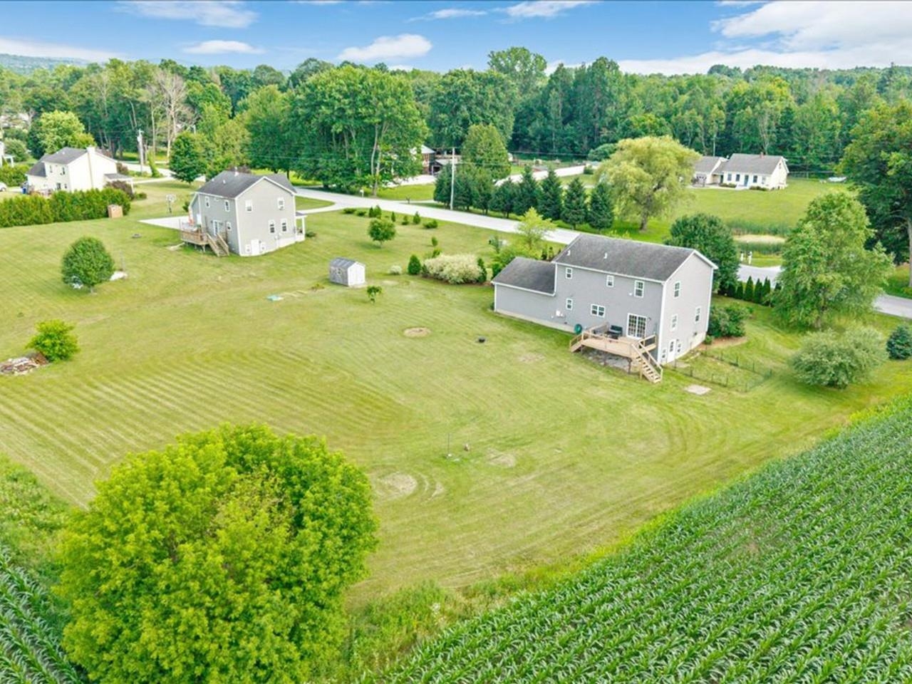 1618 Mill River Road