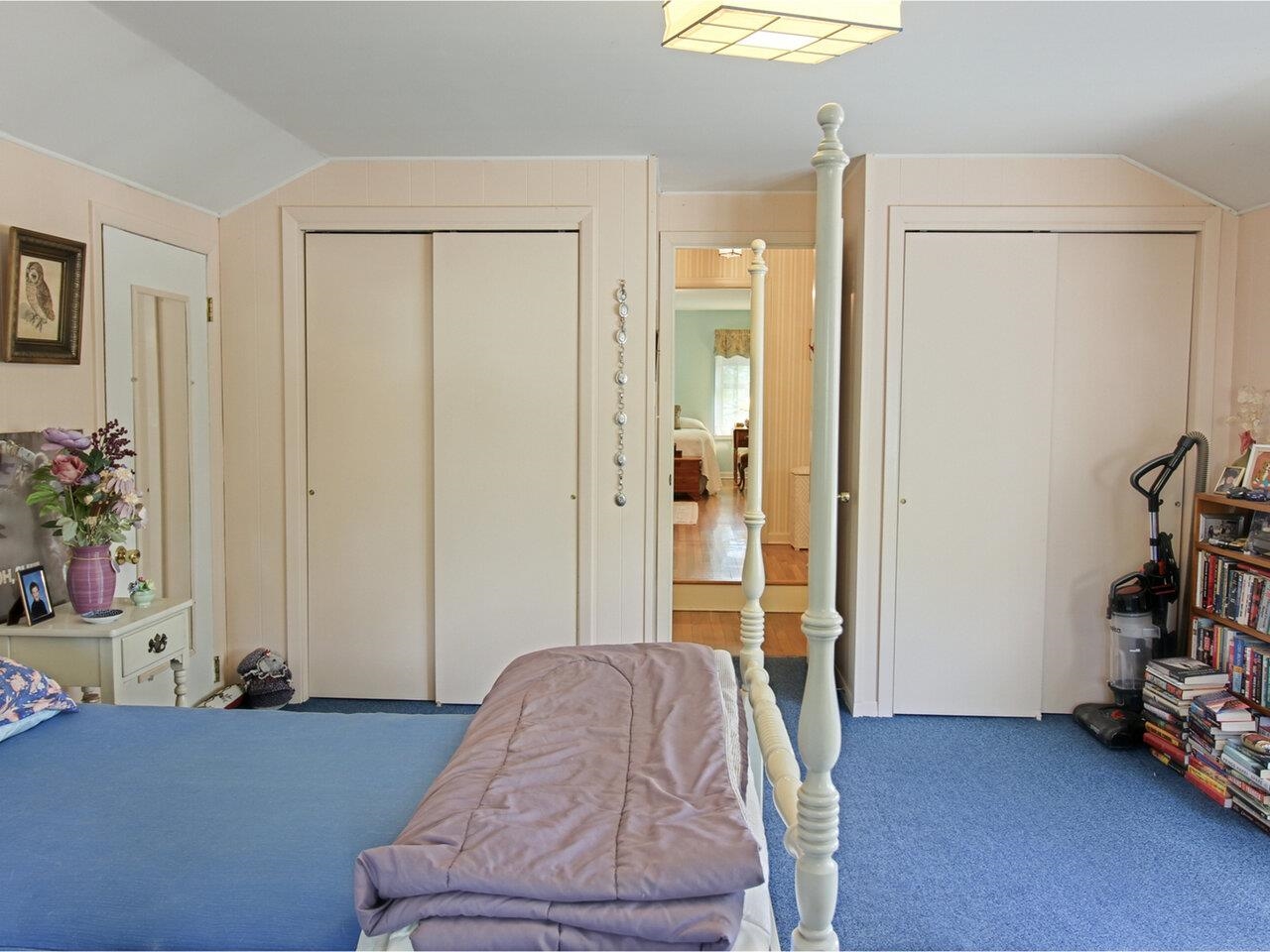 Large Bedroom Over Garage