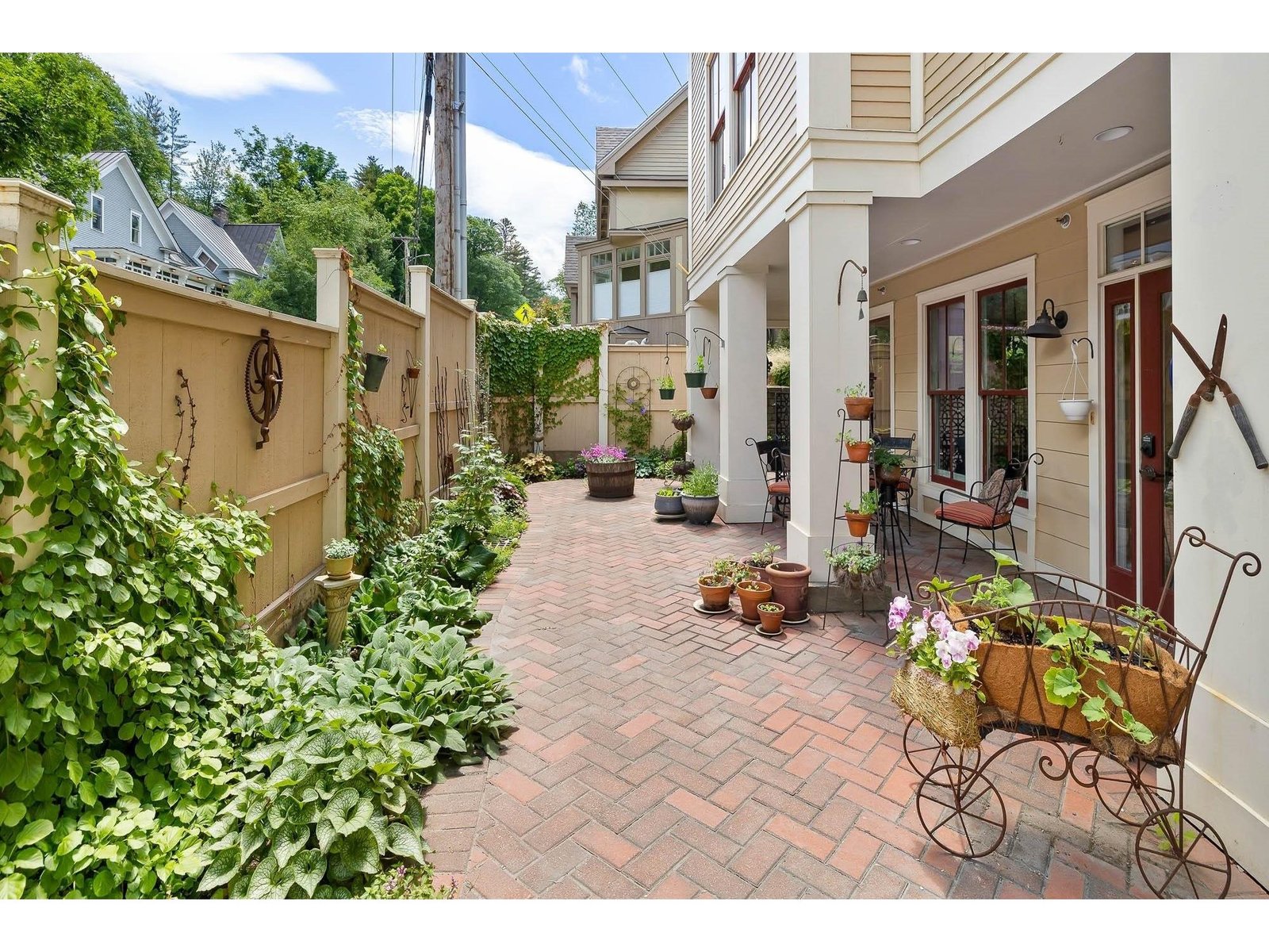 162 South Main Street, Unit 1