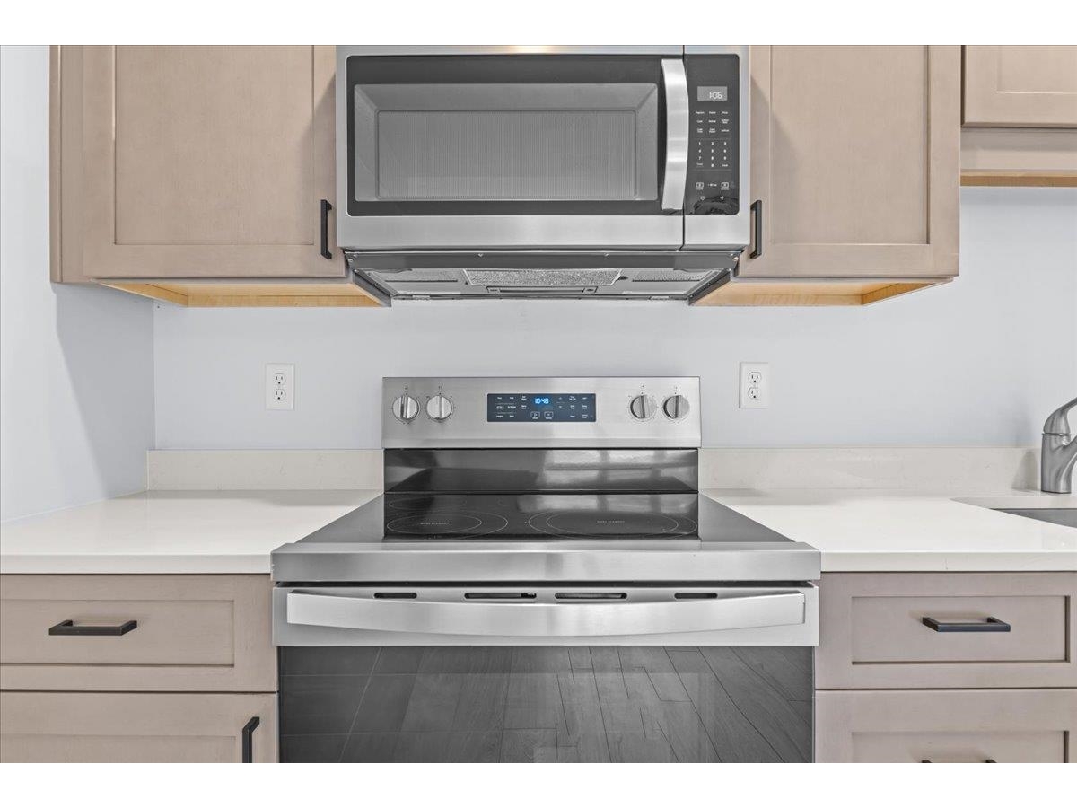 162 West Street, Unit 1