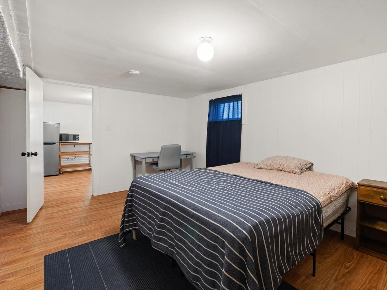 Apartment bedroom
