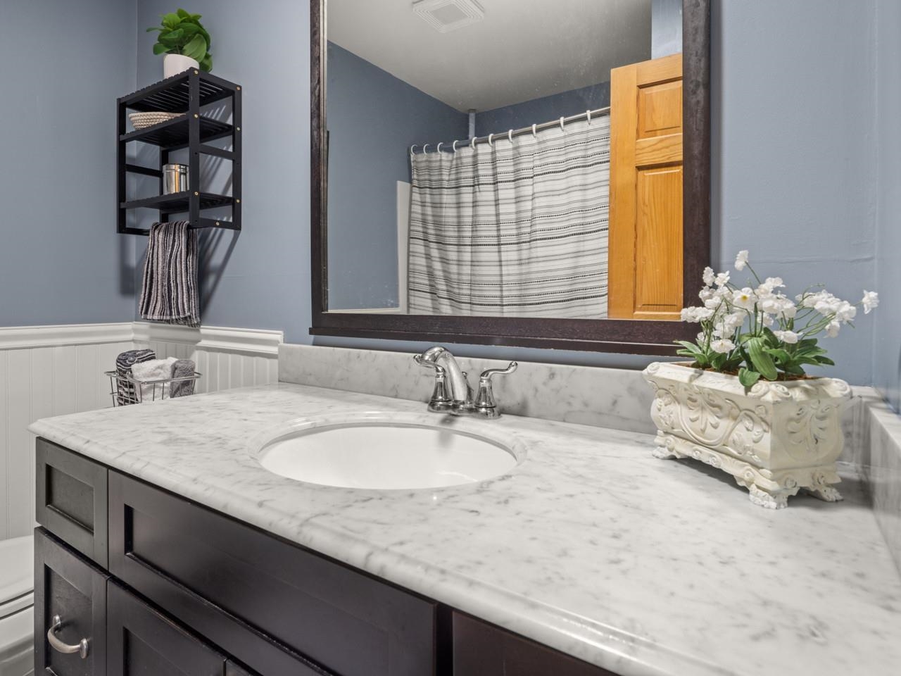 Updated Guest Bathroom