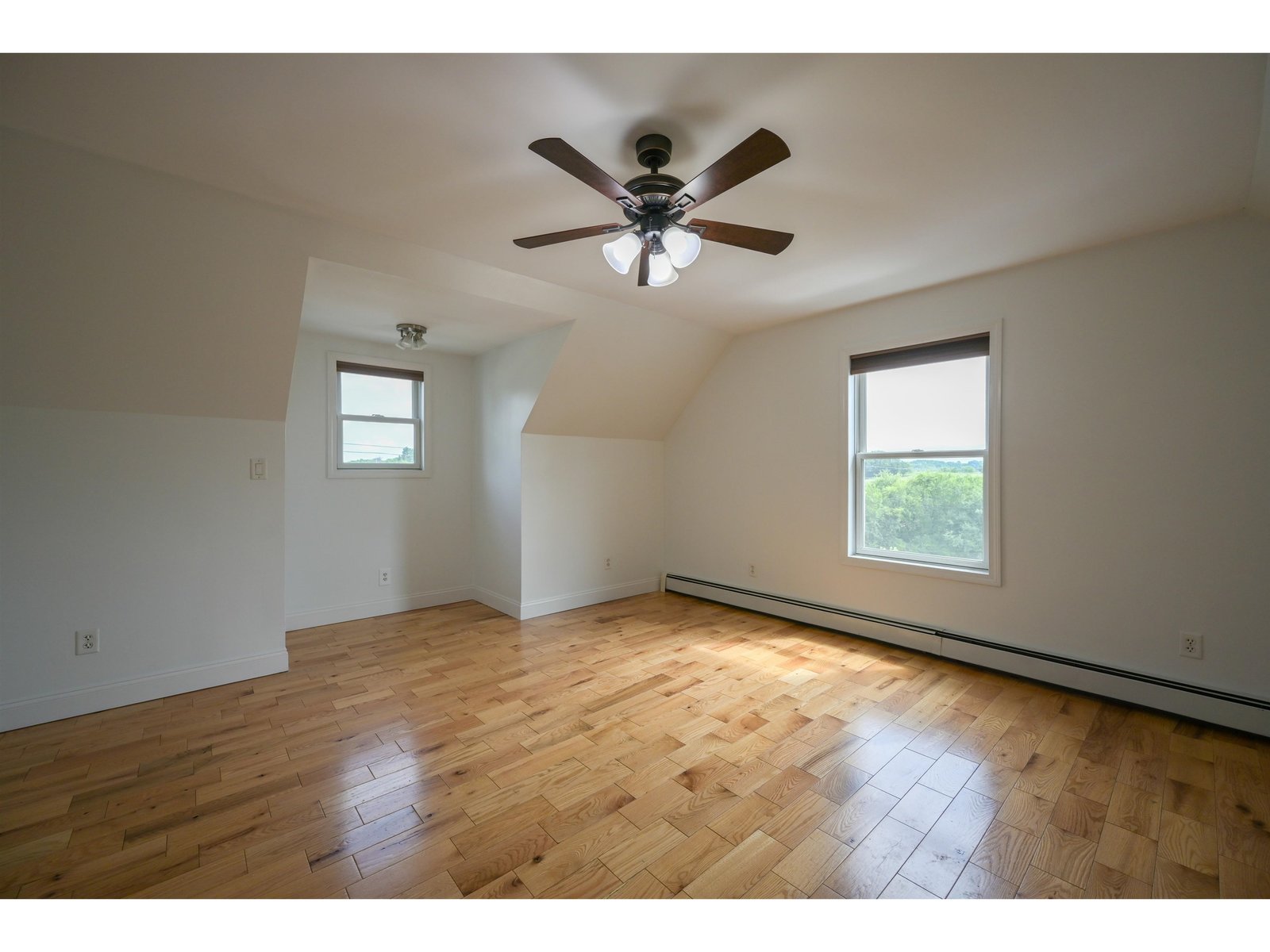Bonus Room/Office off from bedroom #2