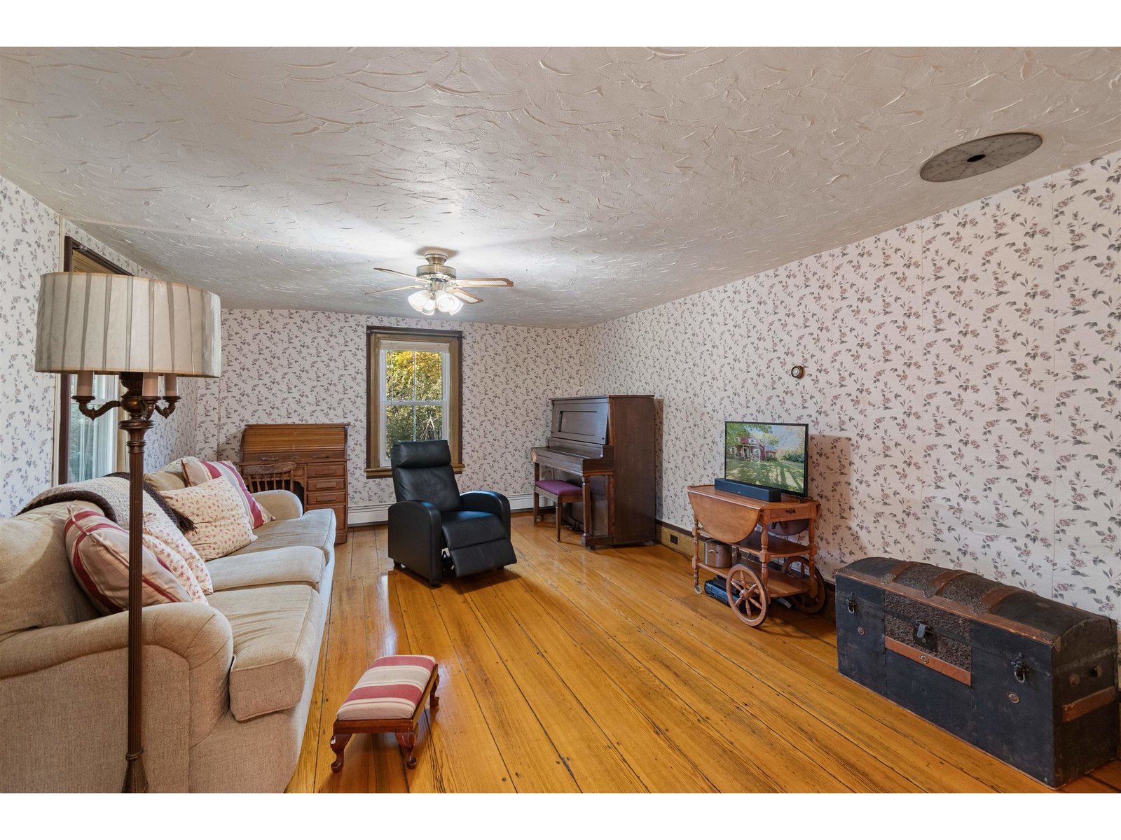 1632 Bradley Road