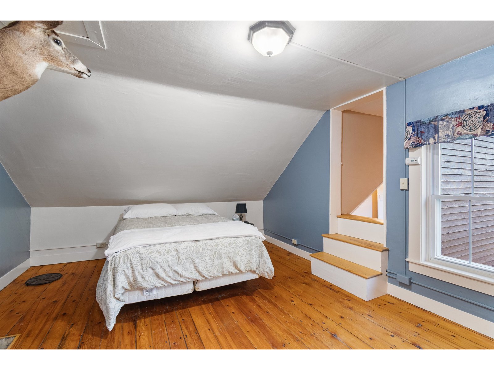 1632 Bradley Road