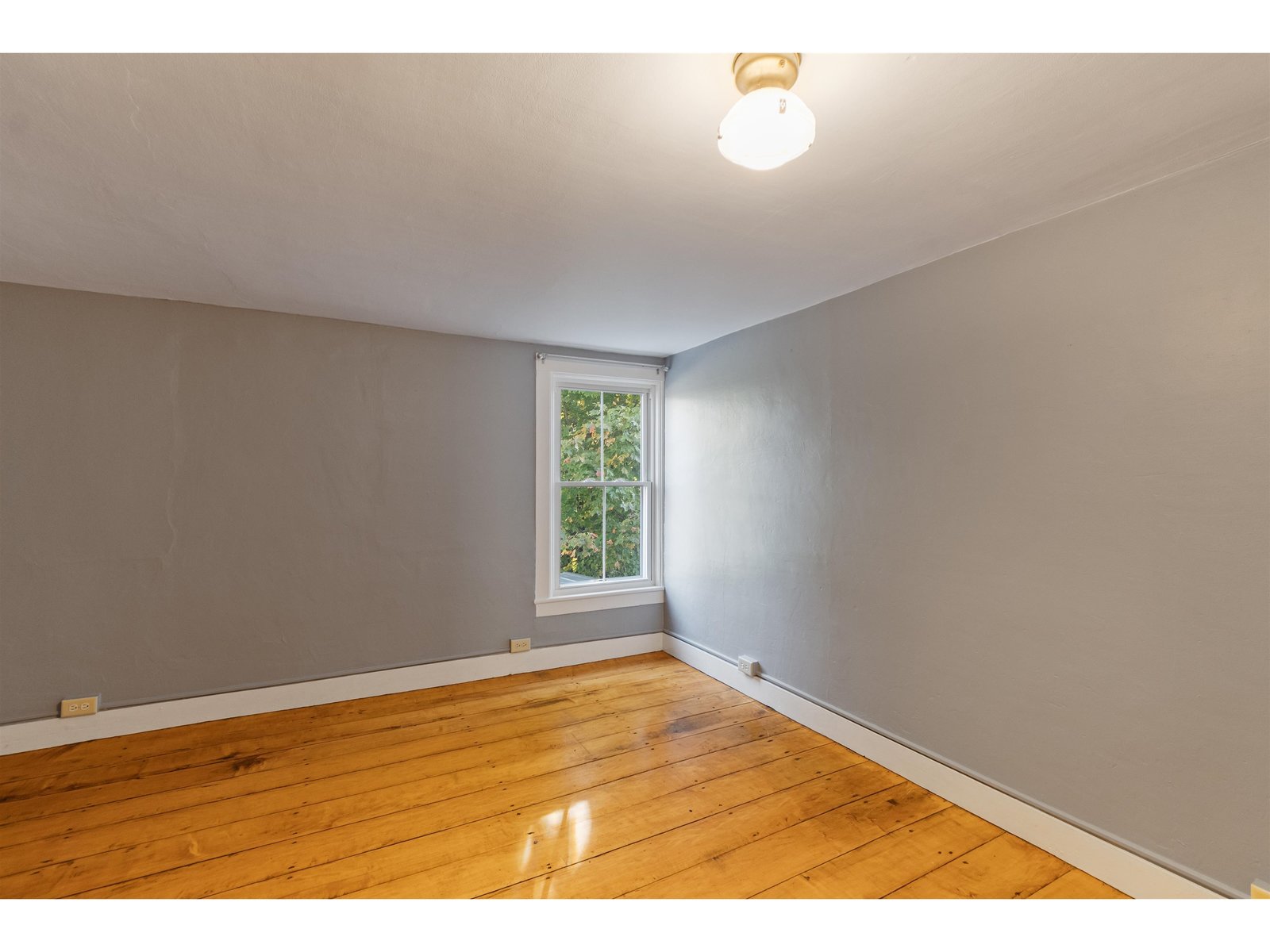 1632 Bradley Road