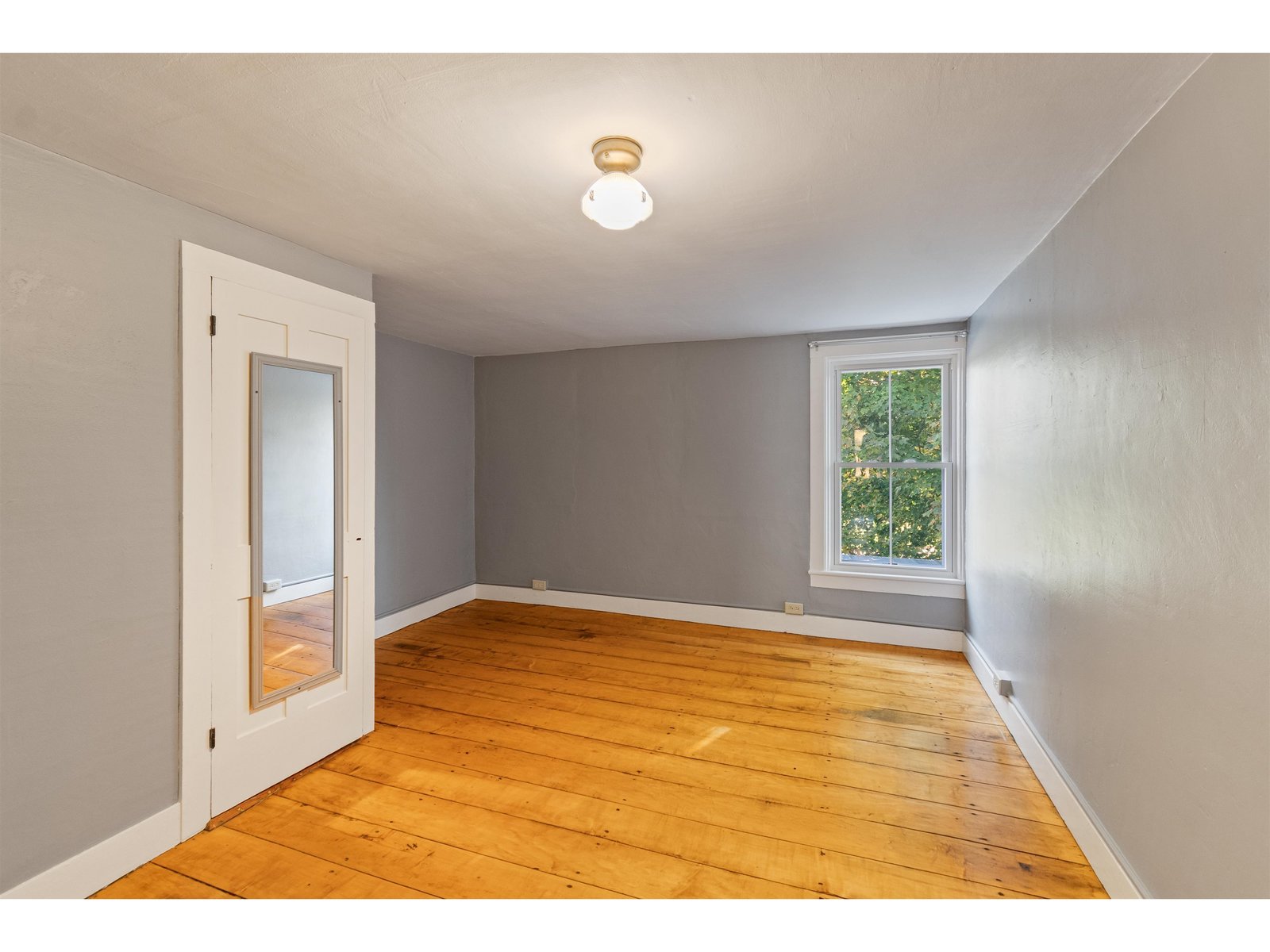1632 Bradley Road