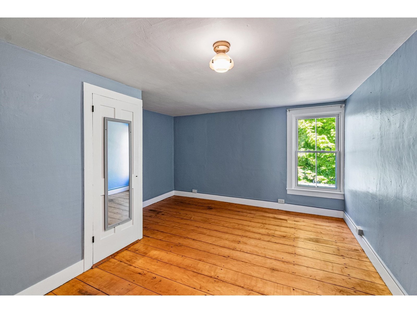 1632 Bradley Road