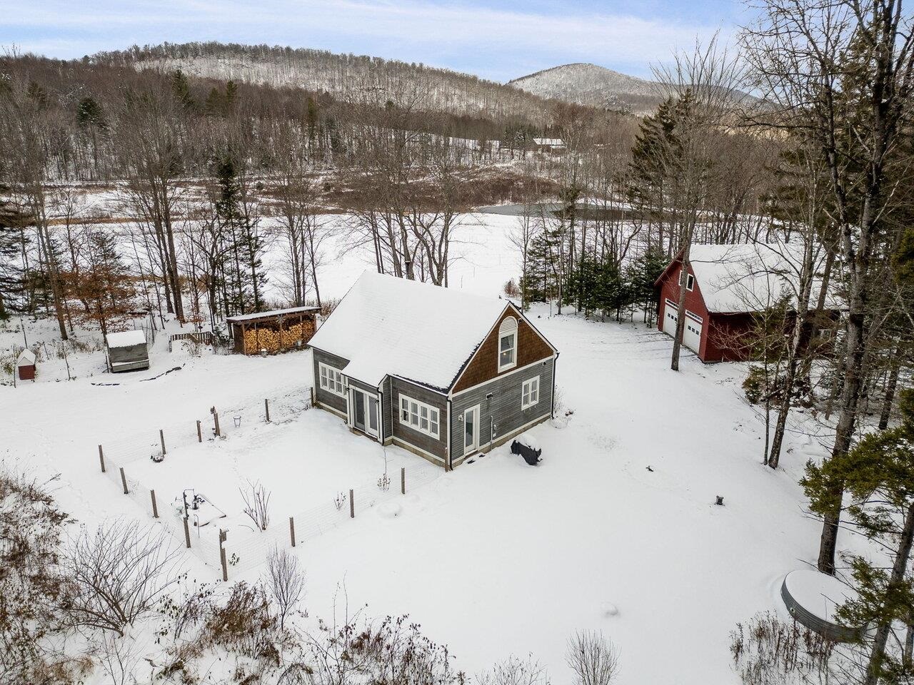 1638 West County Road