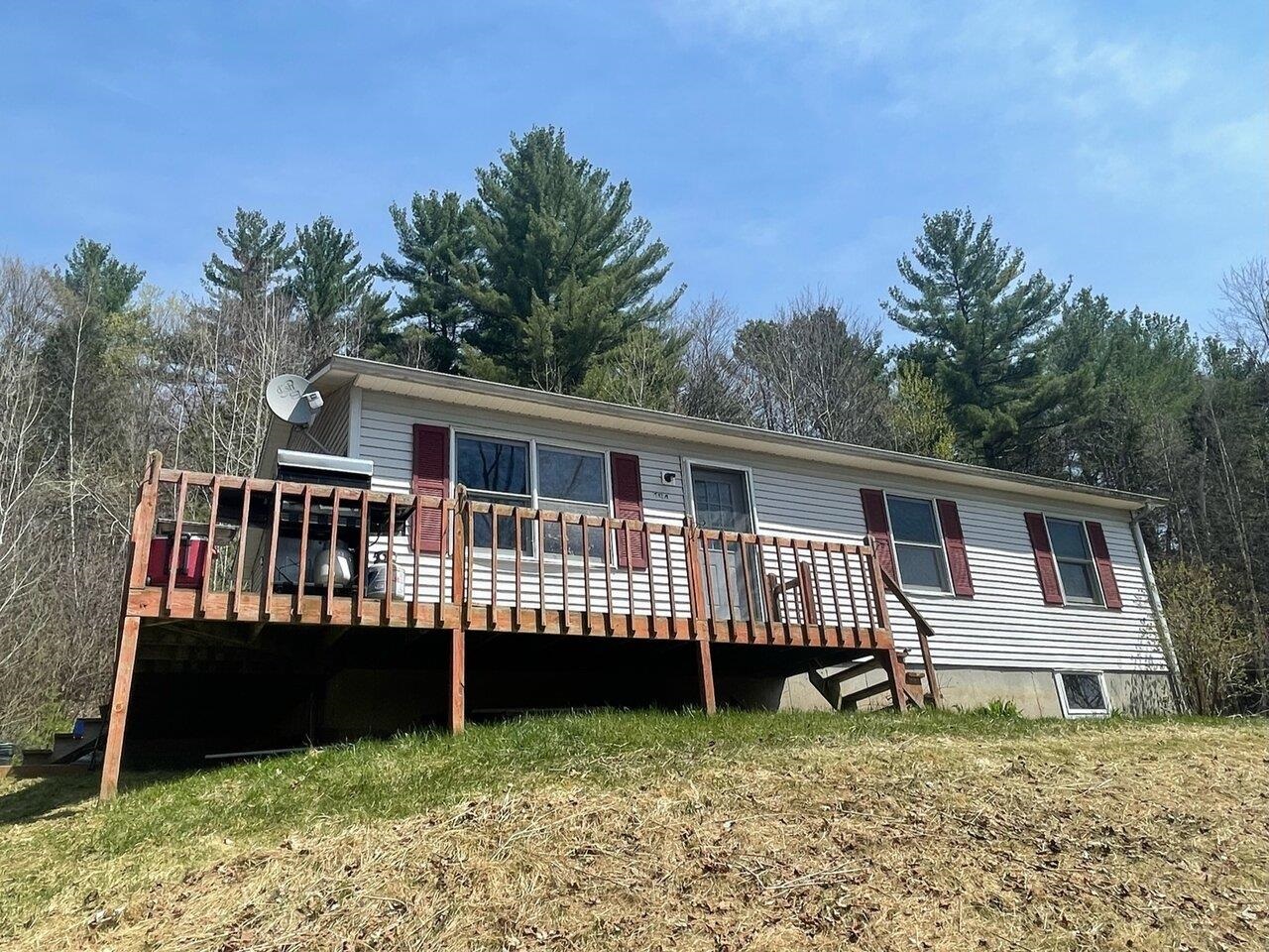 164 River Road