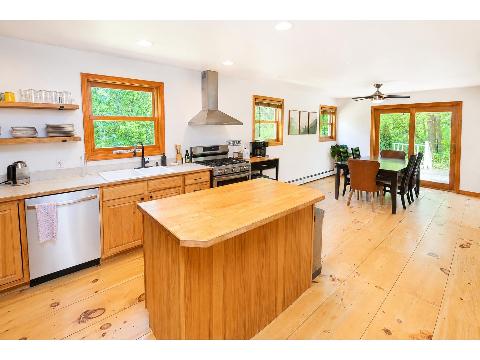 1642 Pucker Street, Unit 3