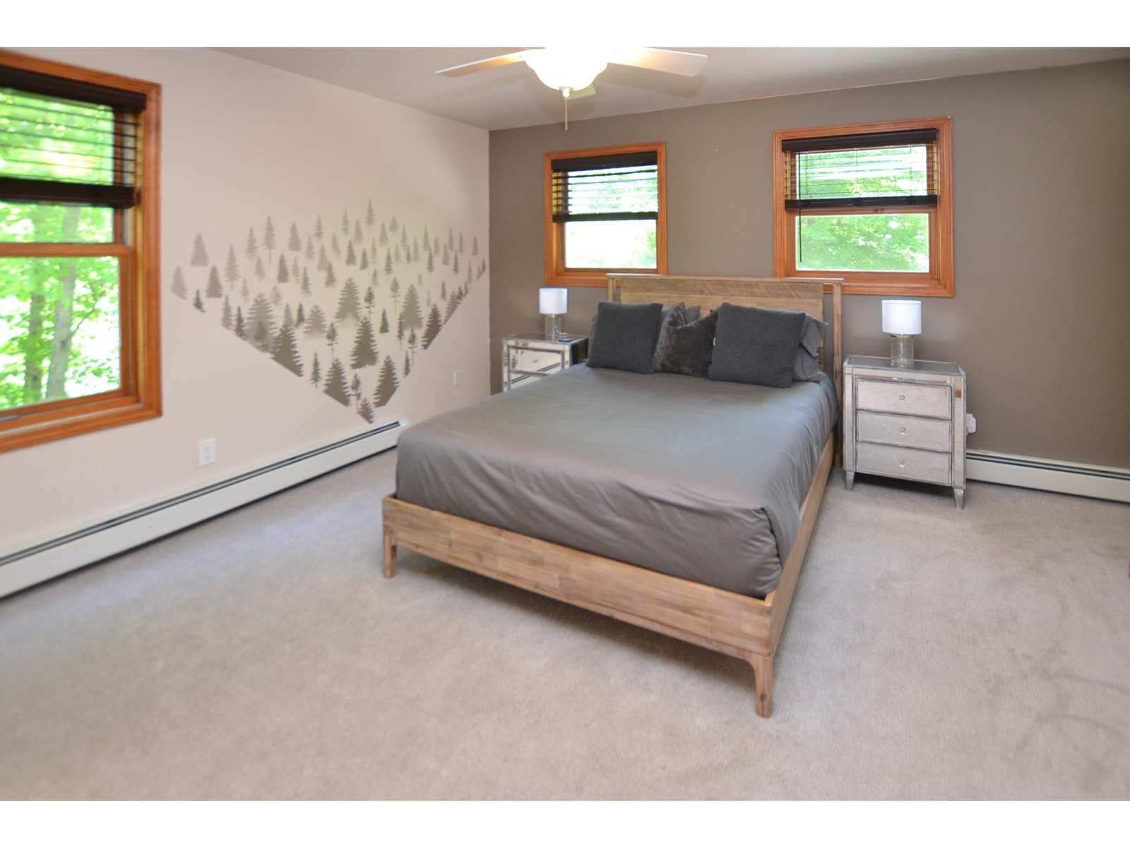 1642 Pucker Street, Unit 3