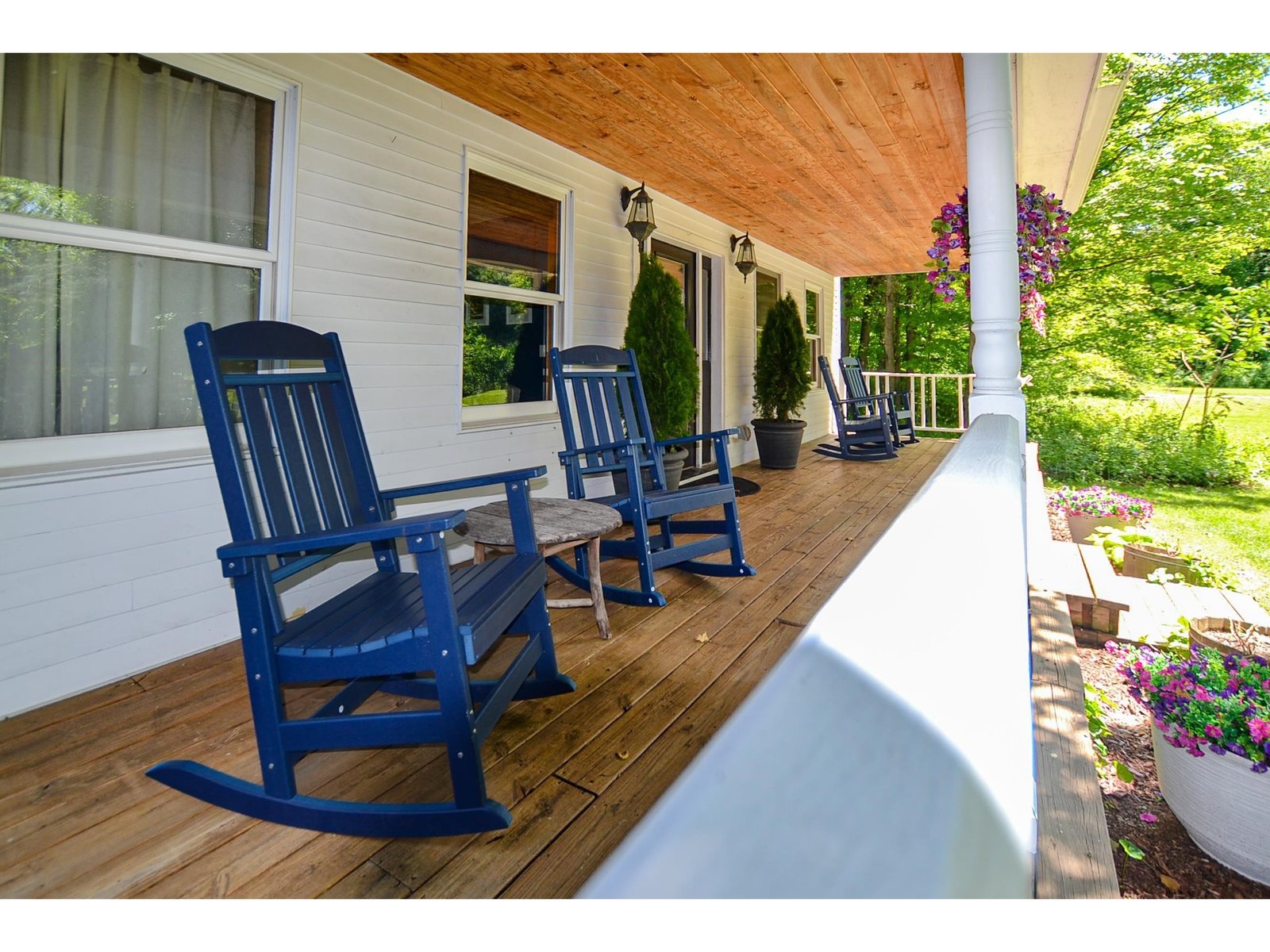 1642 Pucker Street, Unit 3
