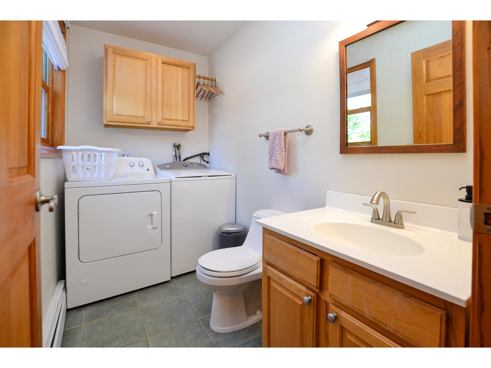 1642 Pucker Street, Unit 3