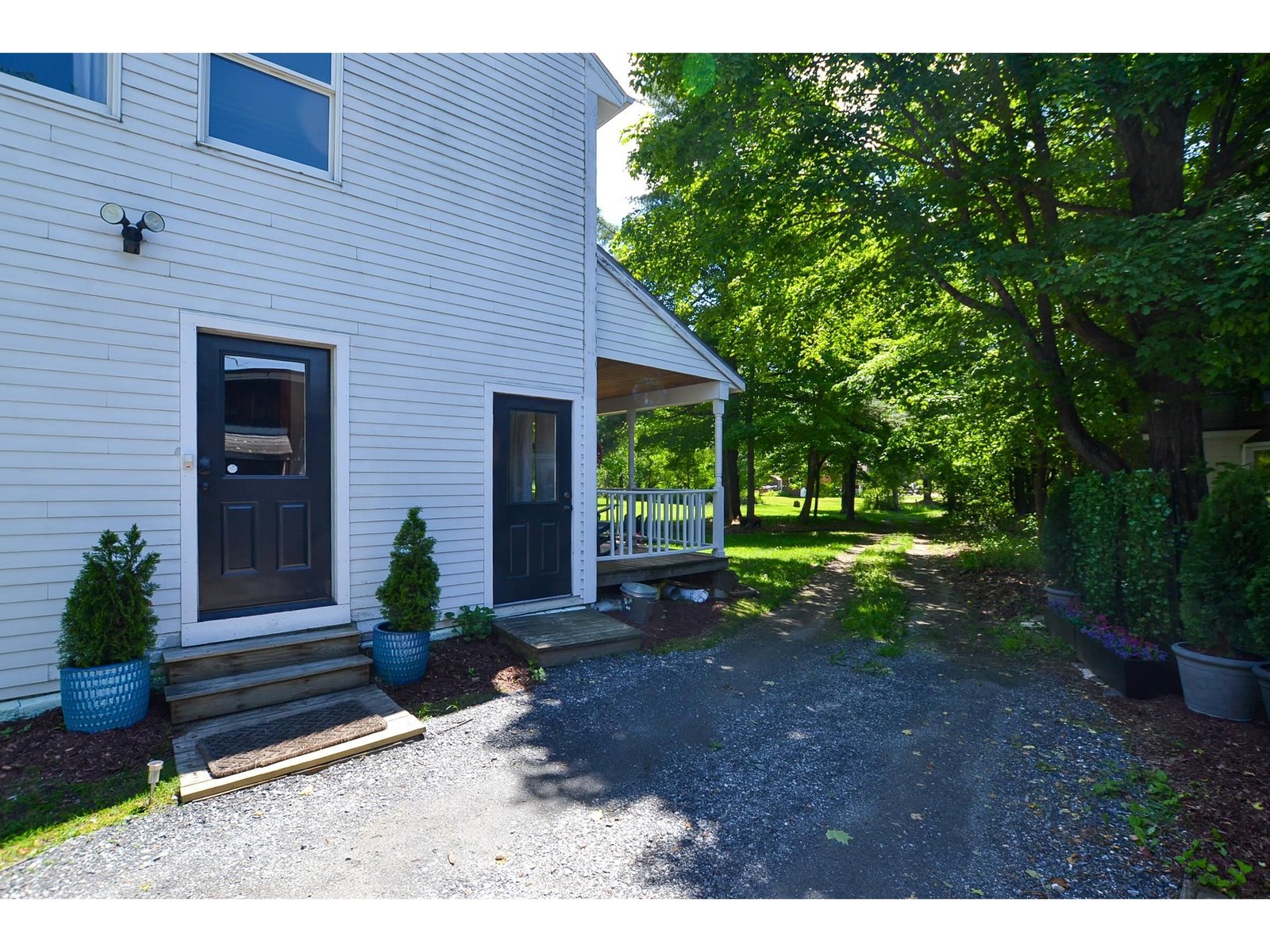 1642 Pucker Street, Unit 3