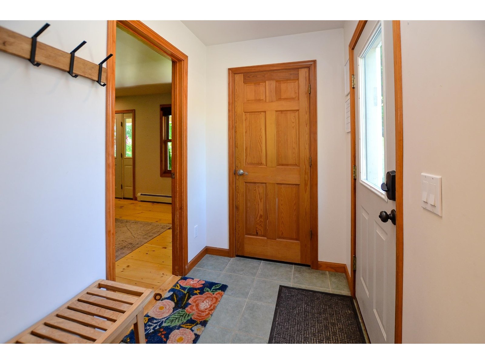 1642 Pucker Street, Unit 3