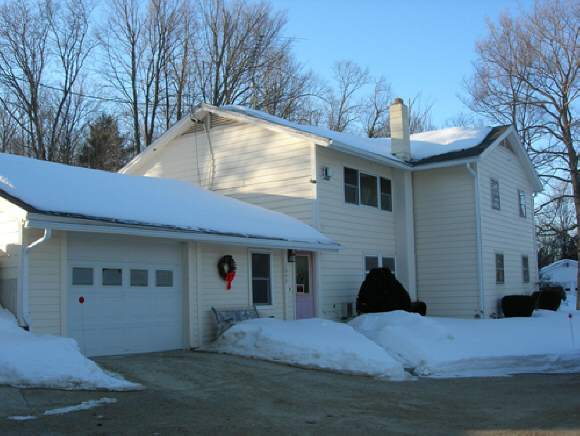 1649 Halpin Rd