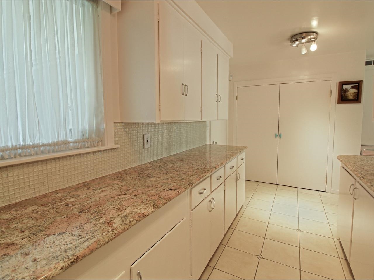 Lots of Kitchen Storage