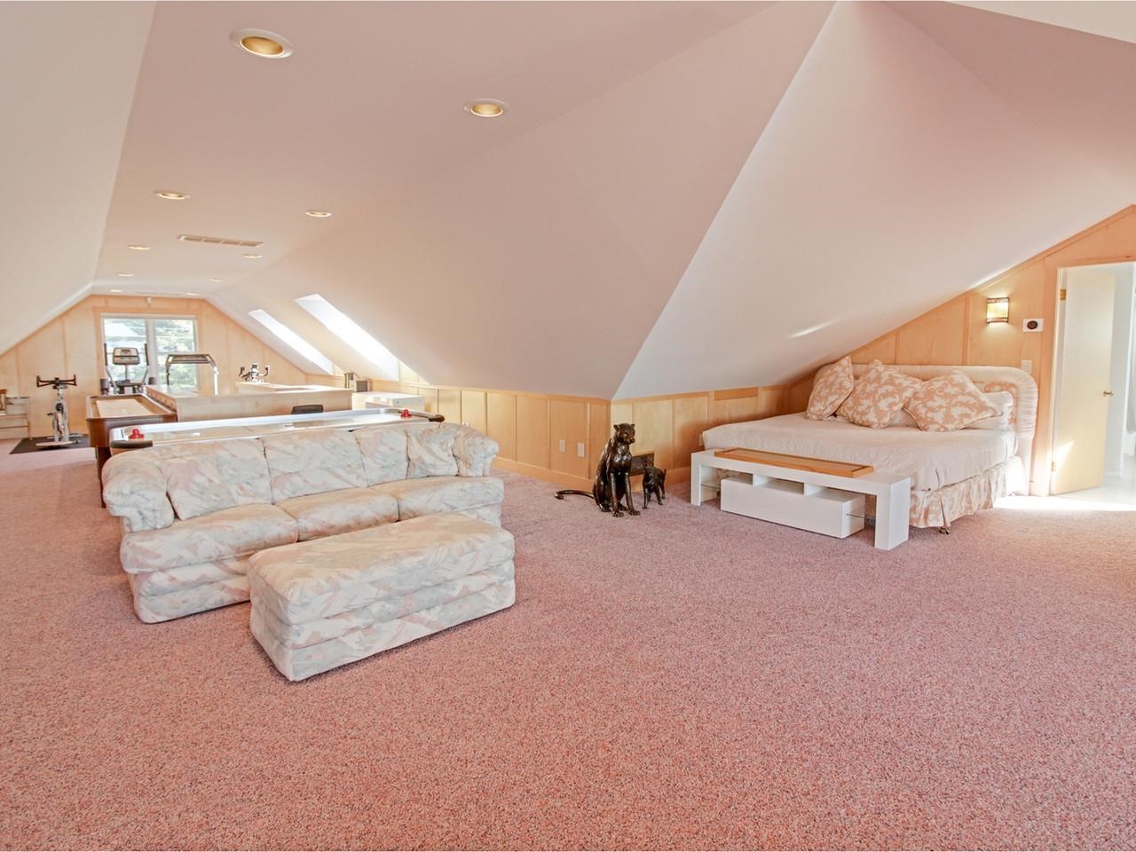 Massive Rec Room