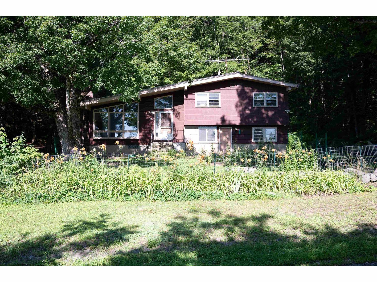 165 Dutton Farm Road