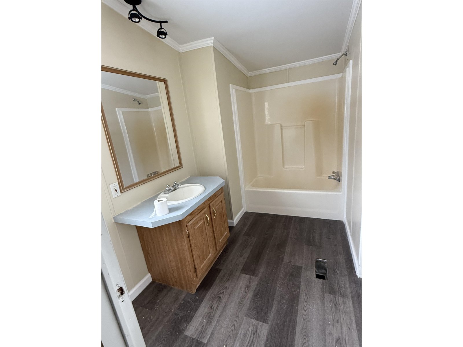 165 Railroad Street, Unit 165