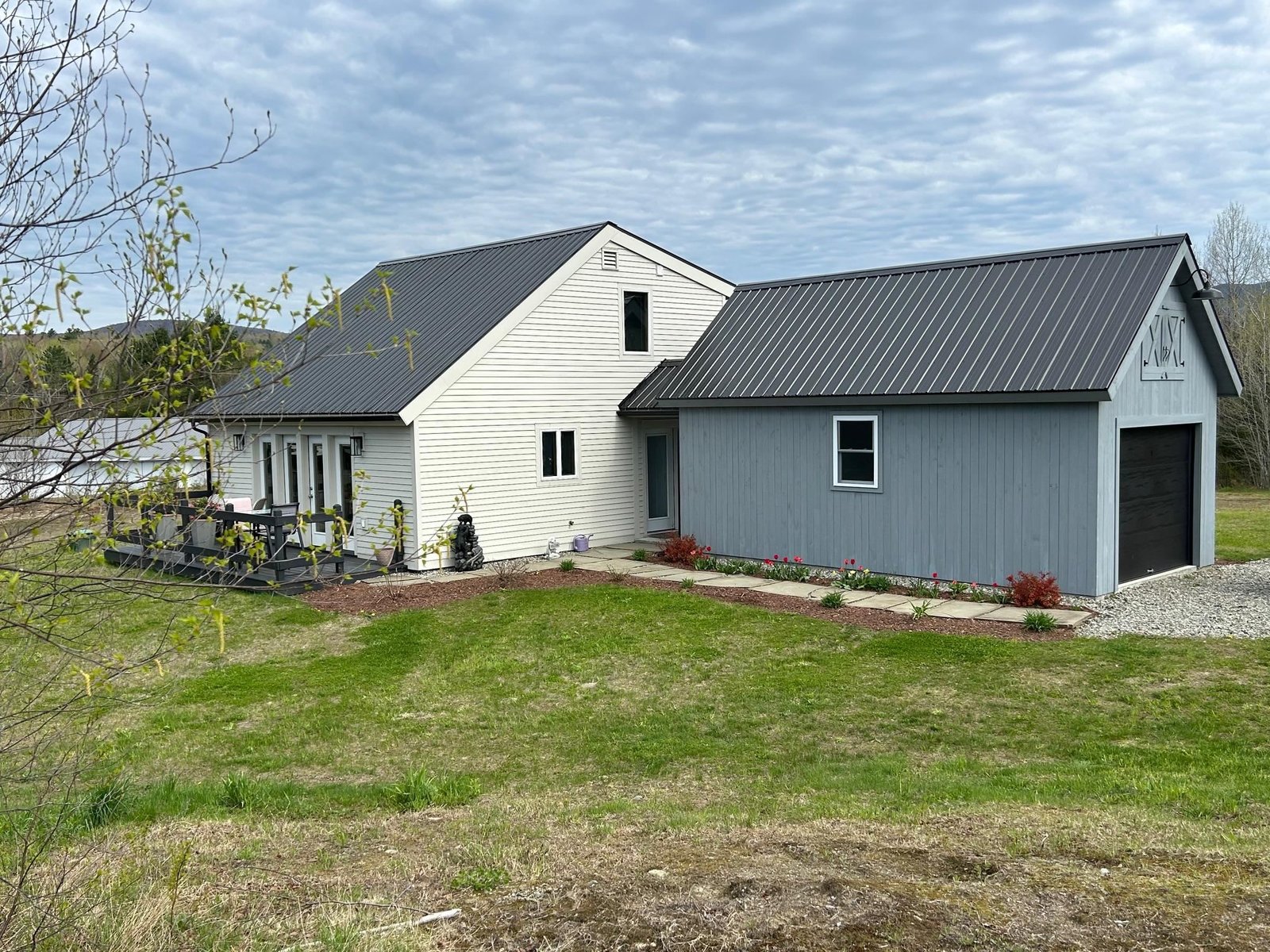 165 Spruce Lane, Eden