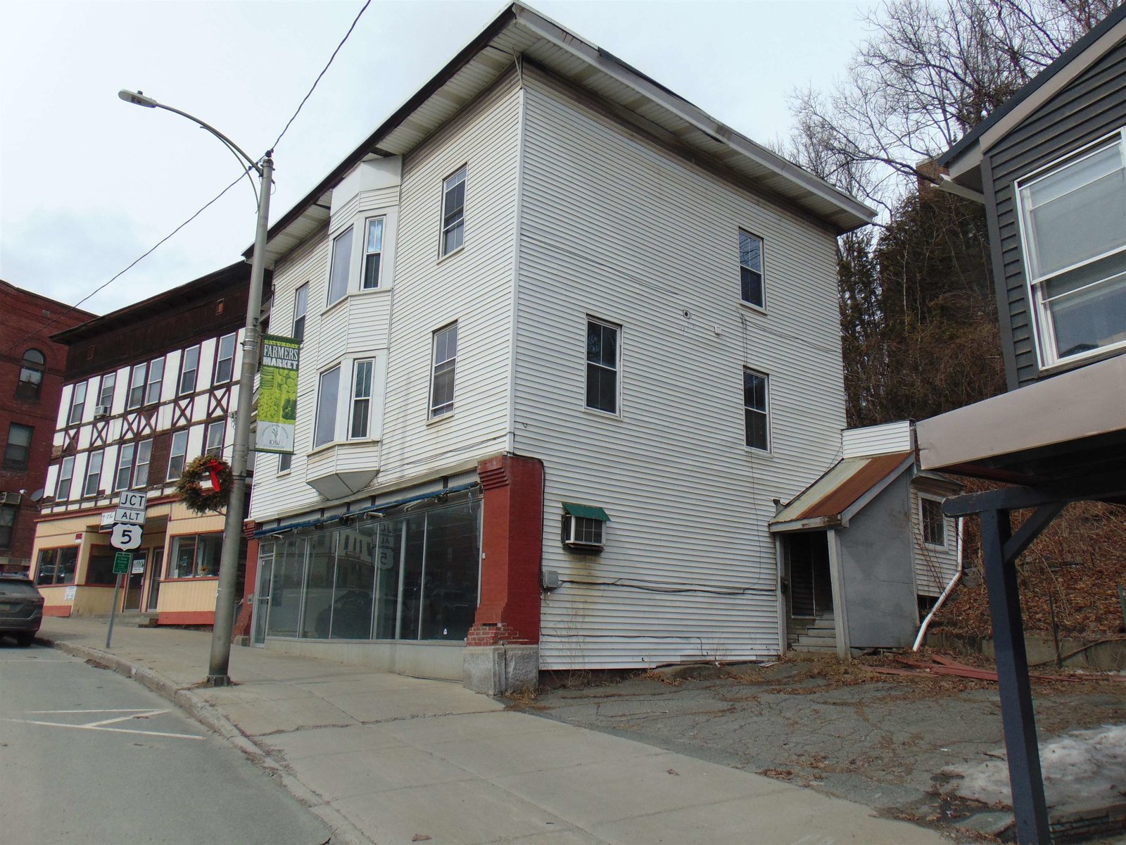166 Eastern Avenue