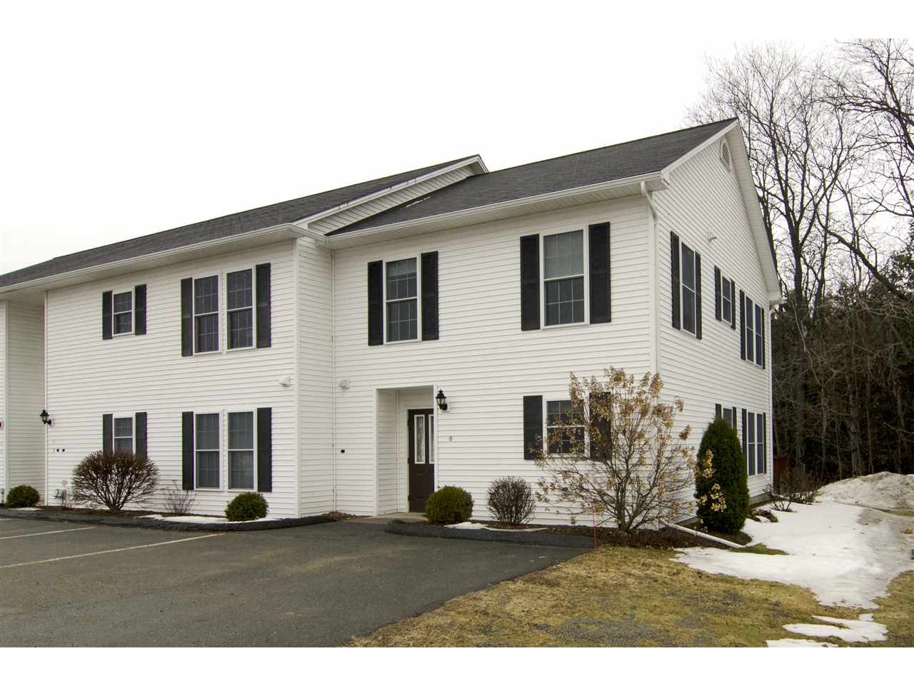 166 Kingsbury Circle, Unit C 18