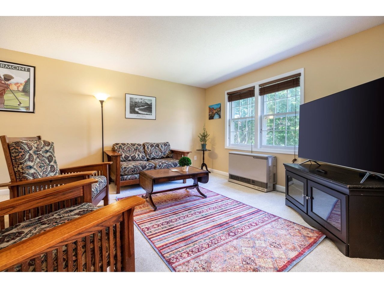 166 North Twin Oaks Terrace