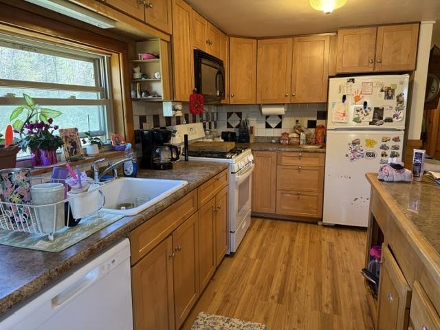 Apartment kitchen