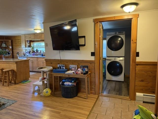Stackable washer/dryer for apartment