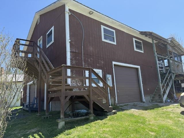 Heated Garage with apartment above