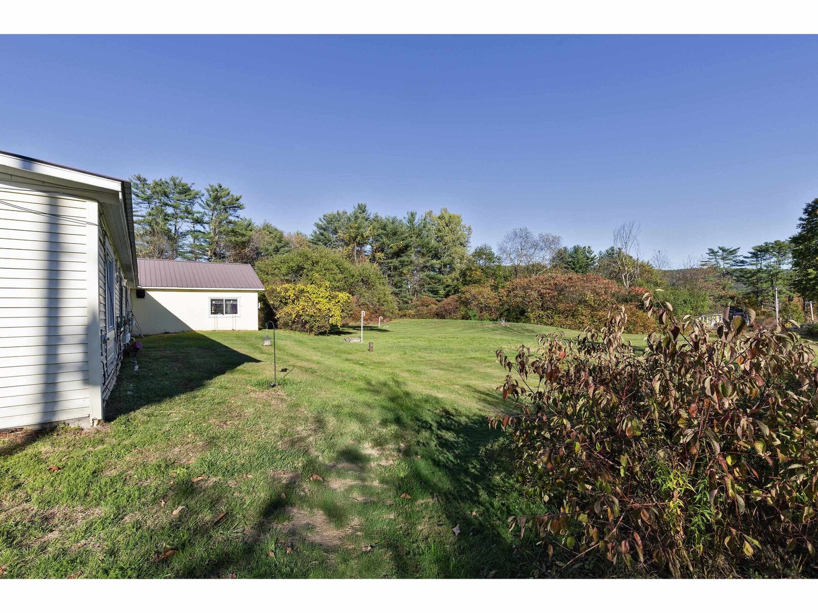 1675 US Route 5 South
