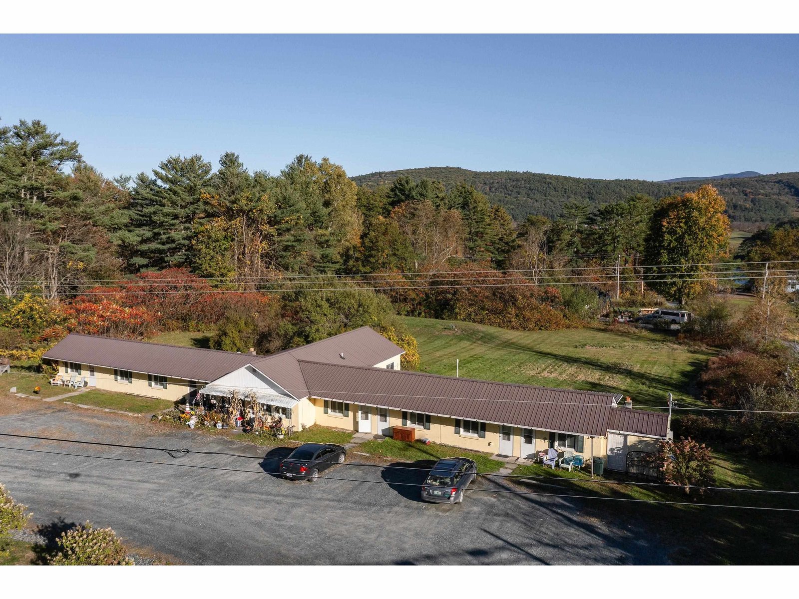 1675 US Route 5 South