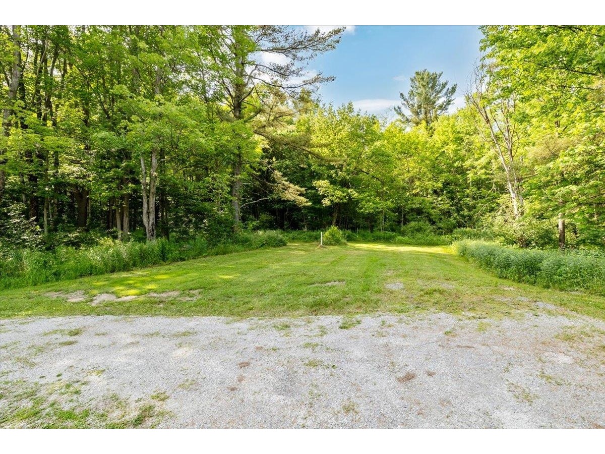 1679 Sampsonville Road
