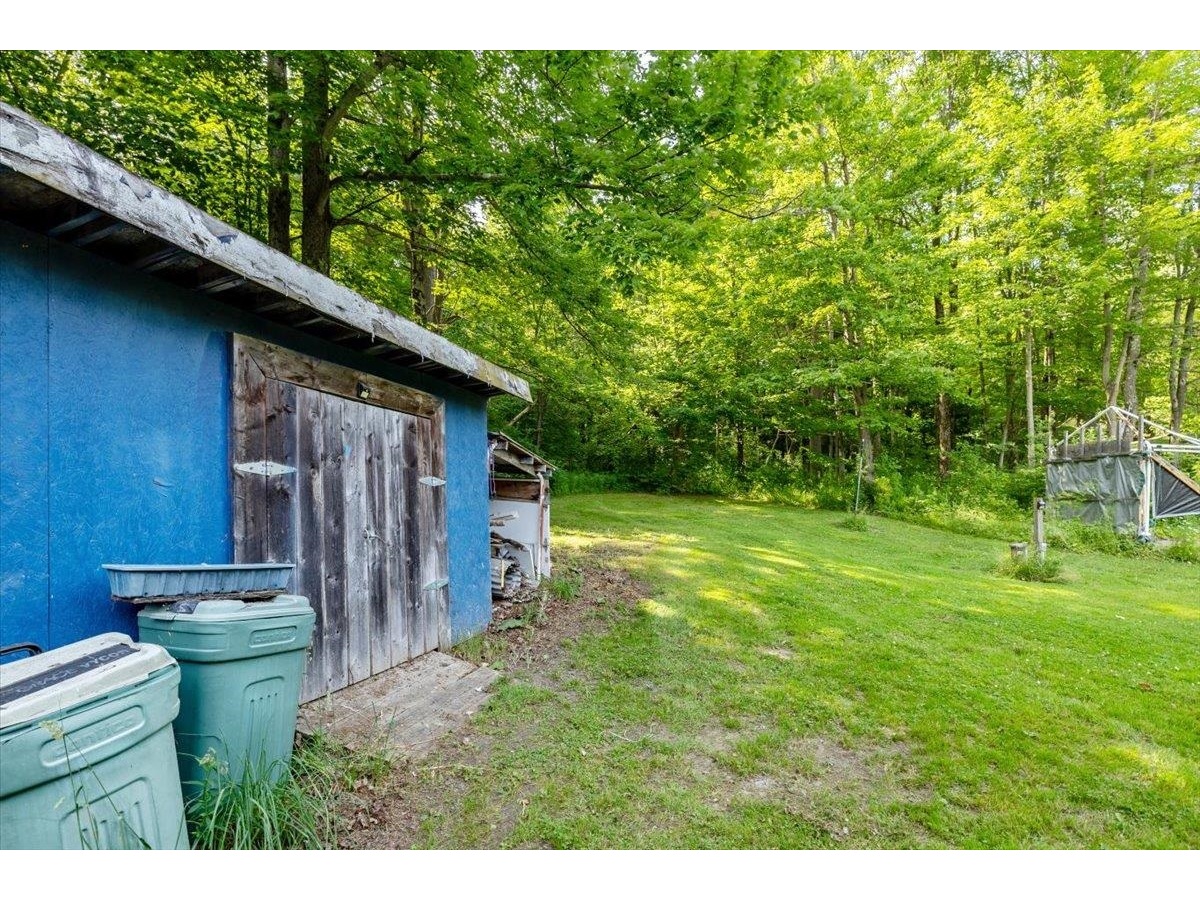 1679 Sampsonville Road