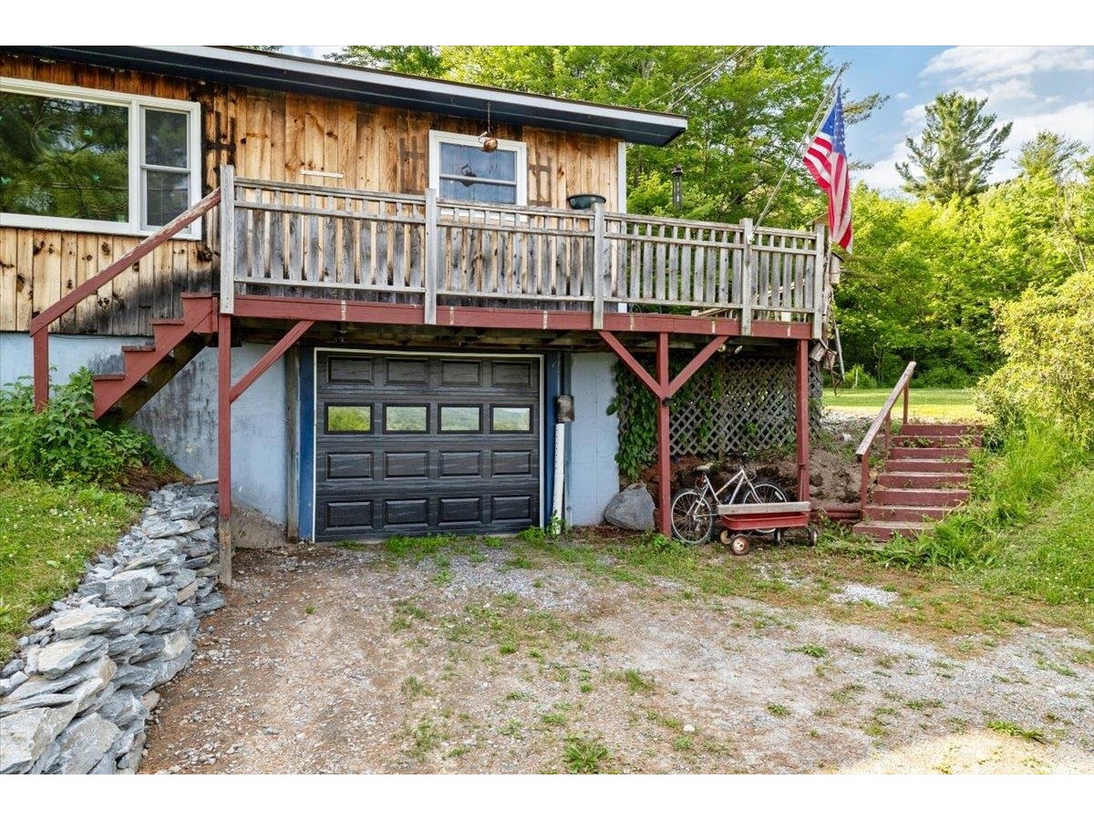 1679 Sampsonville Road