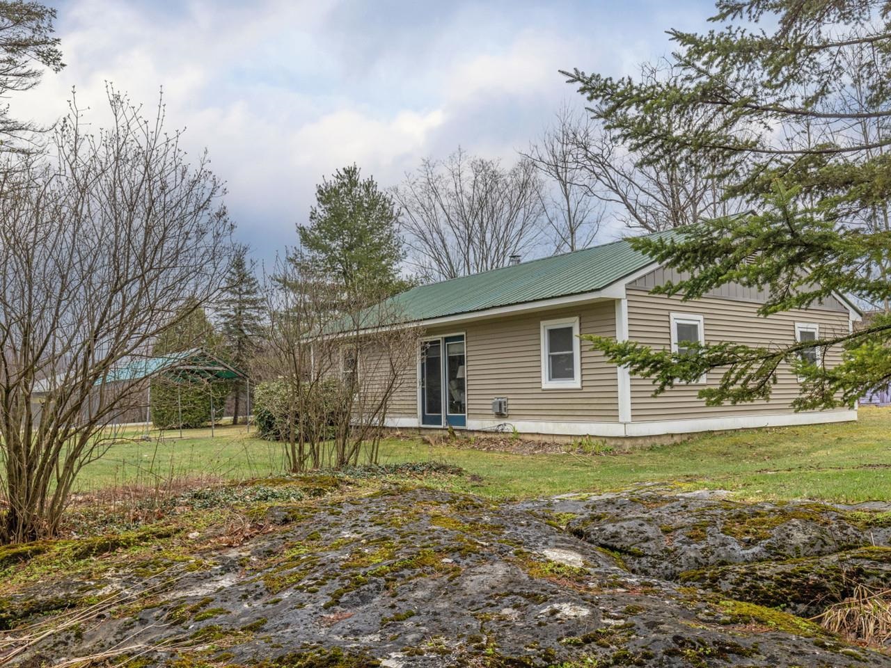 168 Place Road West