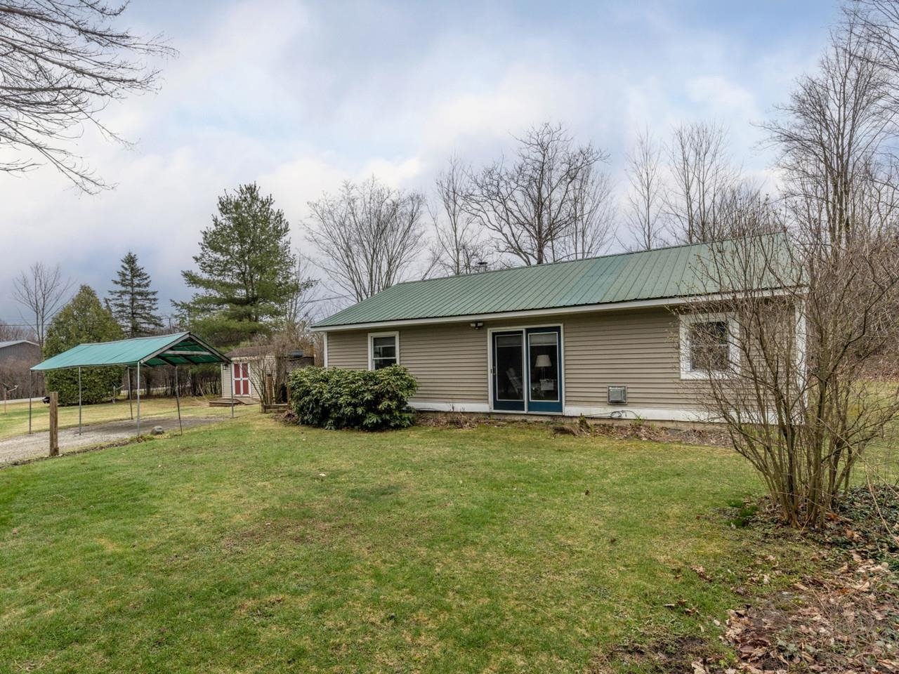 168 Place Road West