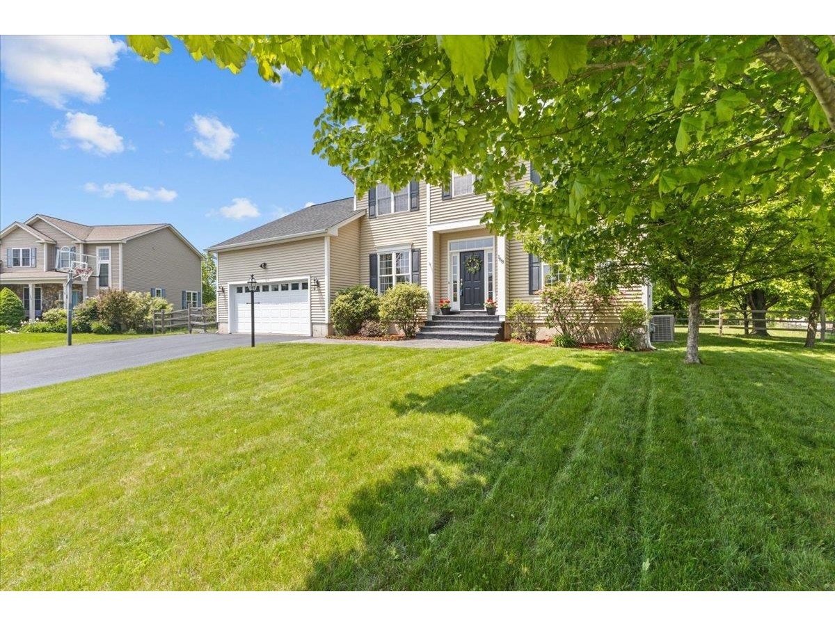 168 Raven Circle, Williston