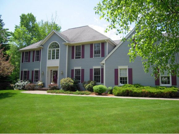 168 Spinnaker Ln