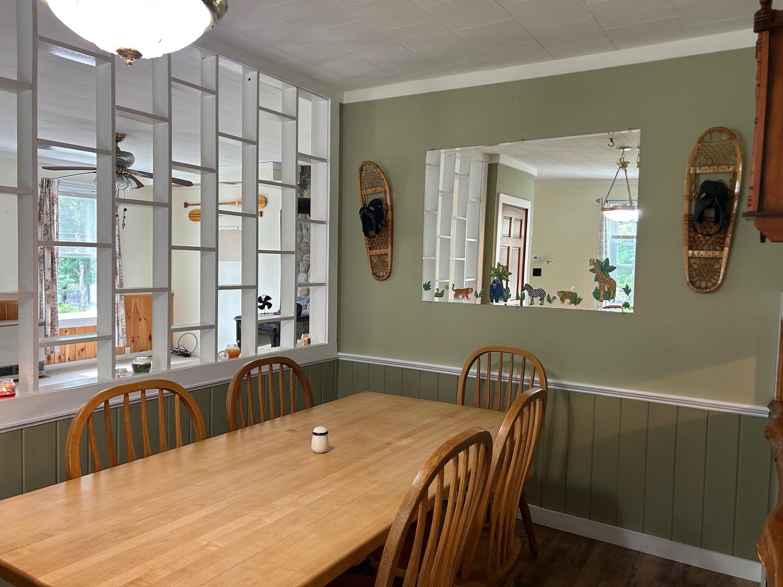 Dining to living room