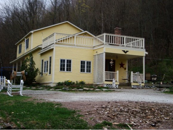 17 Briar Patch Ln