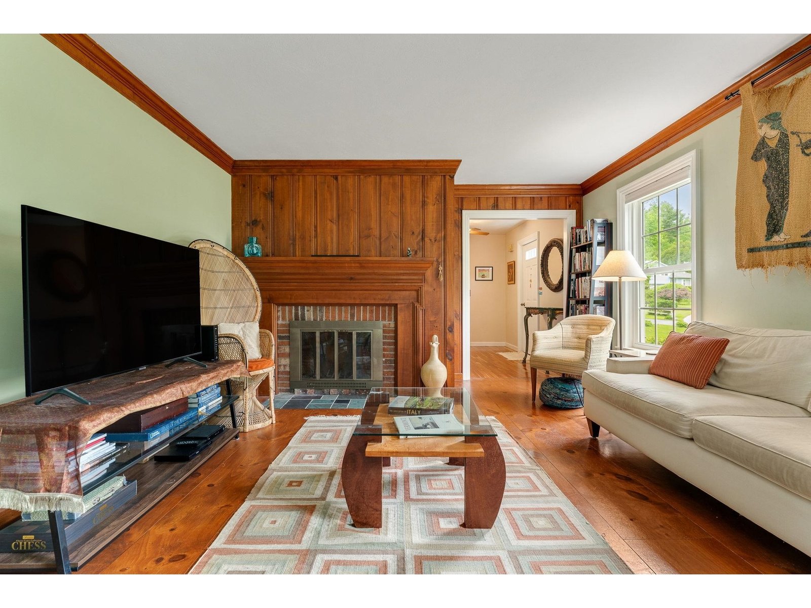 17 Brook Drive