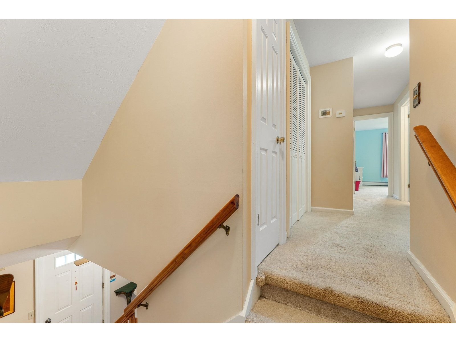 17 Brook Drive