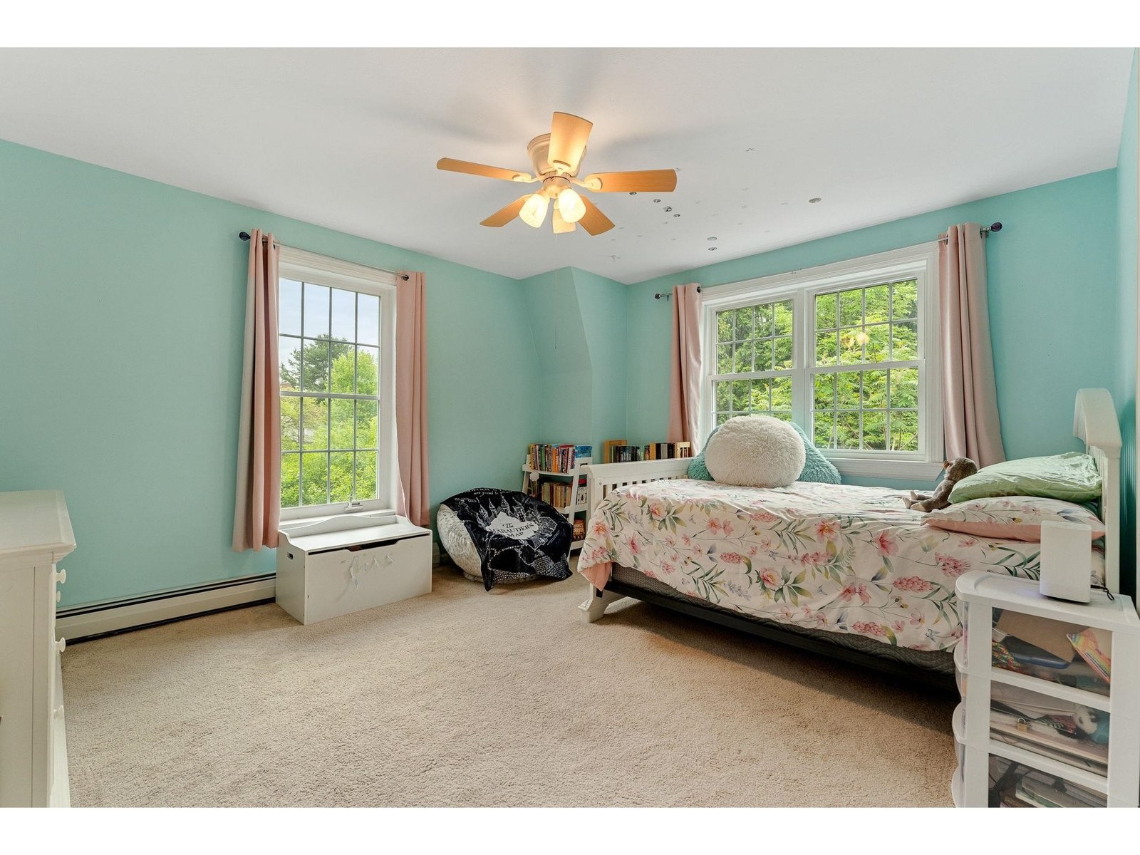 17 Brook Drive