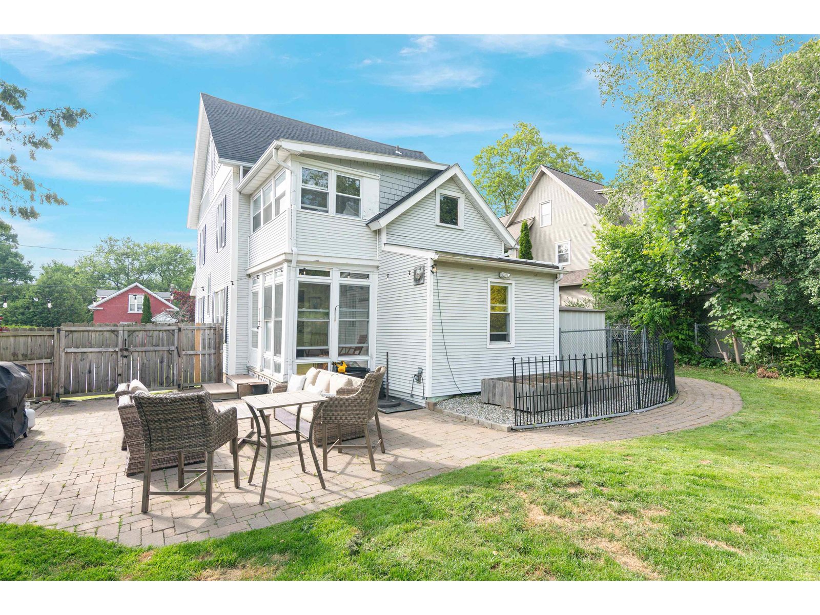 17 Brown Avenue