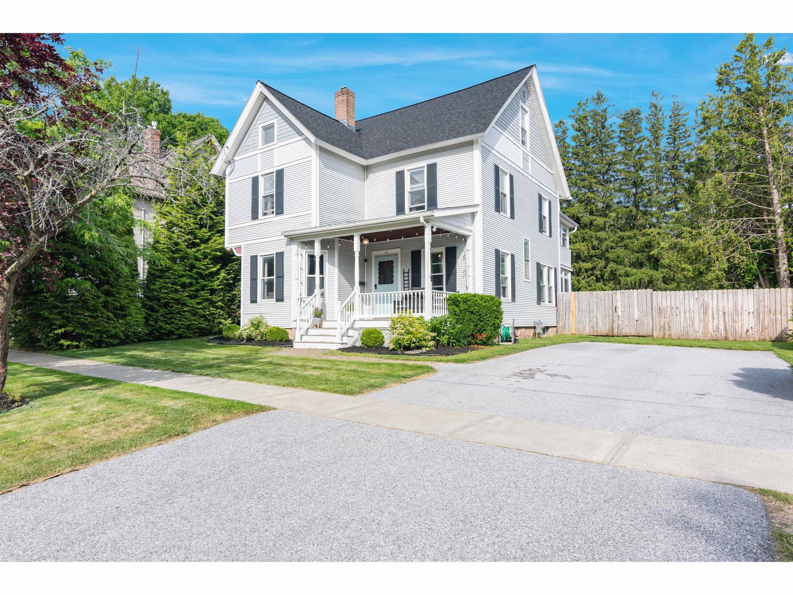 17 Brown Avenue