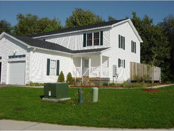 17 Checkerberry Square, Unit 17